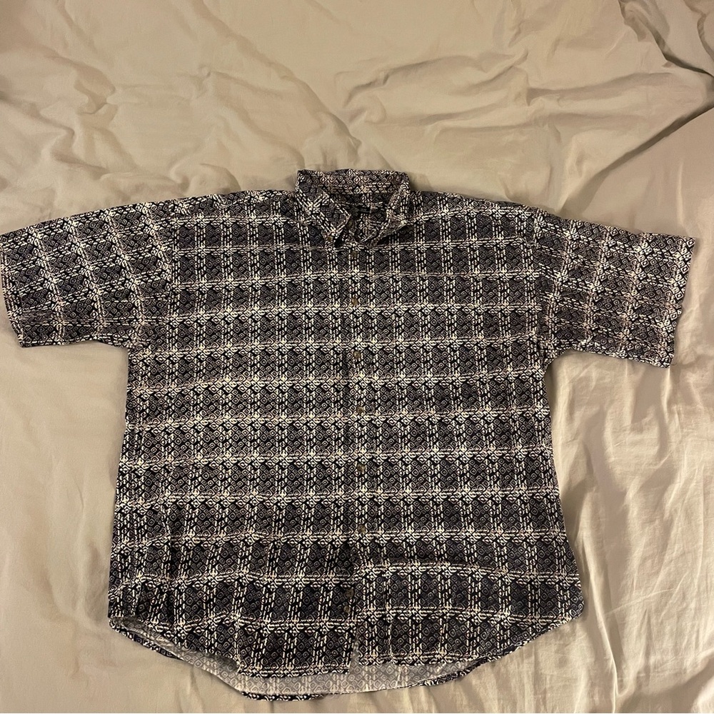 Men's Crossings Navy and White Plaid Style Button Down Shirt